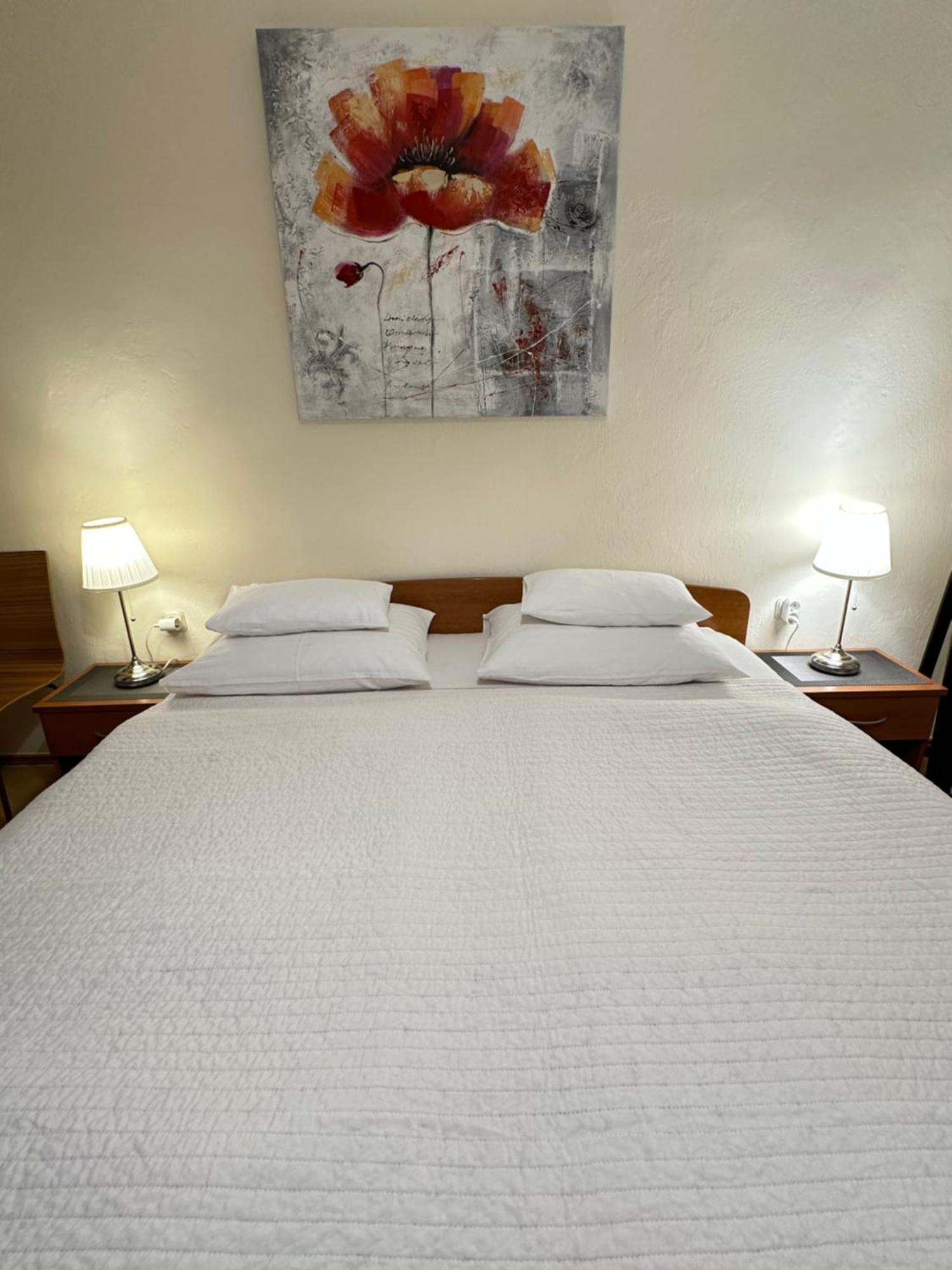 Apartments - Rooms Vesna Primošten Eksteriør billede